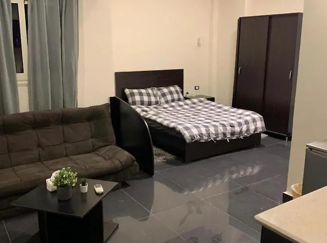 فندق مبيت وإفطار Elgouna Way - طريق الجونه
